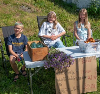 Fra venstre: Tor Nilssen Rashev (9), Mari Johansen (11) og Miroslawa Nilssen Rasheva (11).